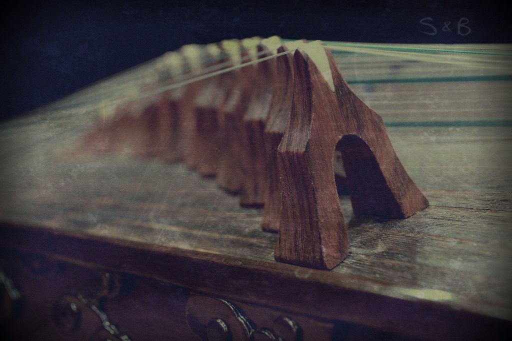 Guzheng | Seda & Bambú